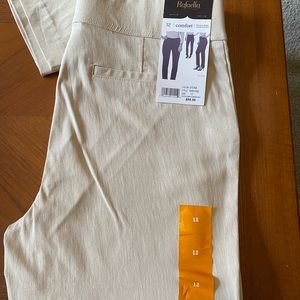 Rafaella Comfort Slim leg pull on pant - NWT - Size 12